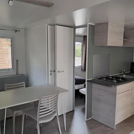 Du Petit Bonheur 캠프장